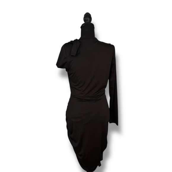 Elegant Black Wrap Dress - Picture 7 of 11